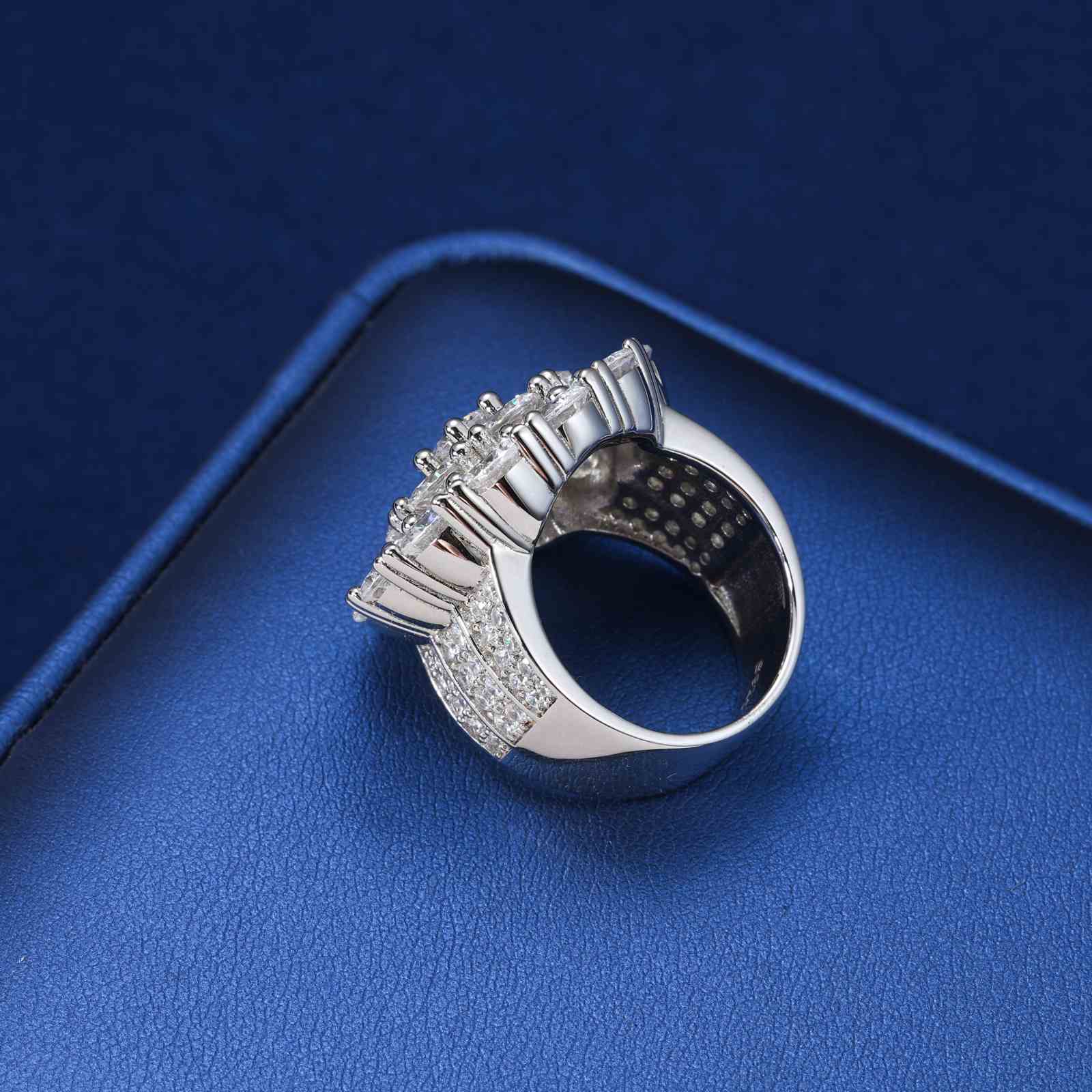 Micro Halo Ring