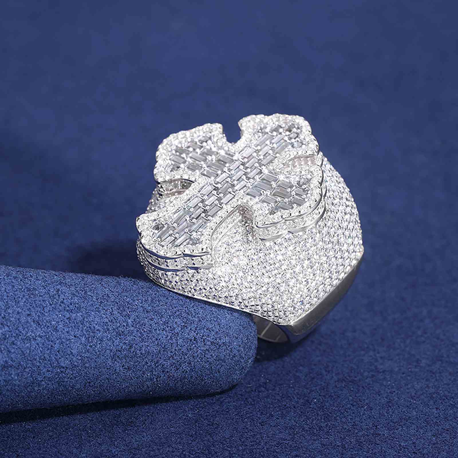 Micro Baguette lris Cross Ring