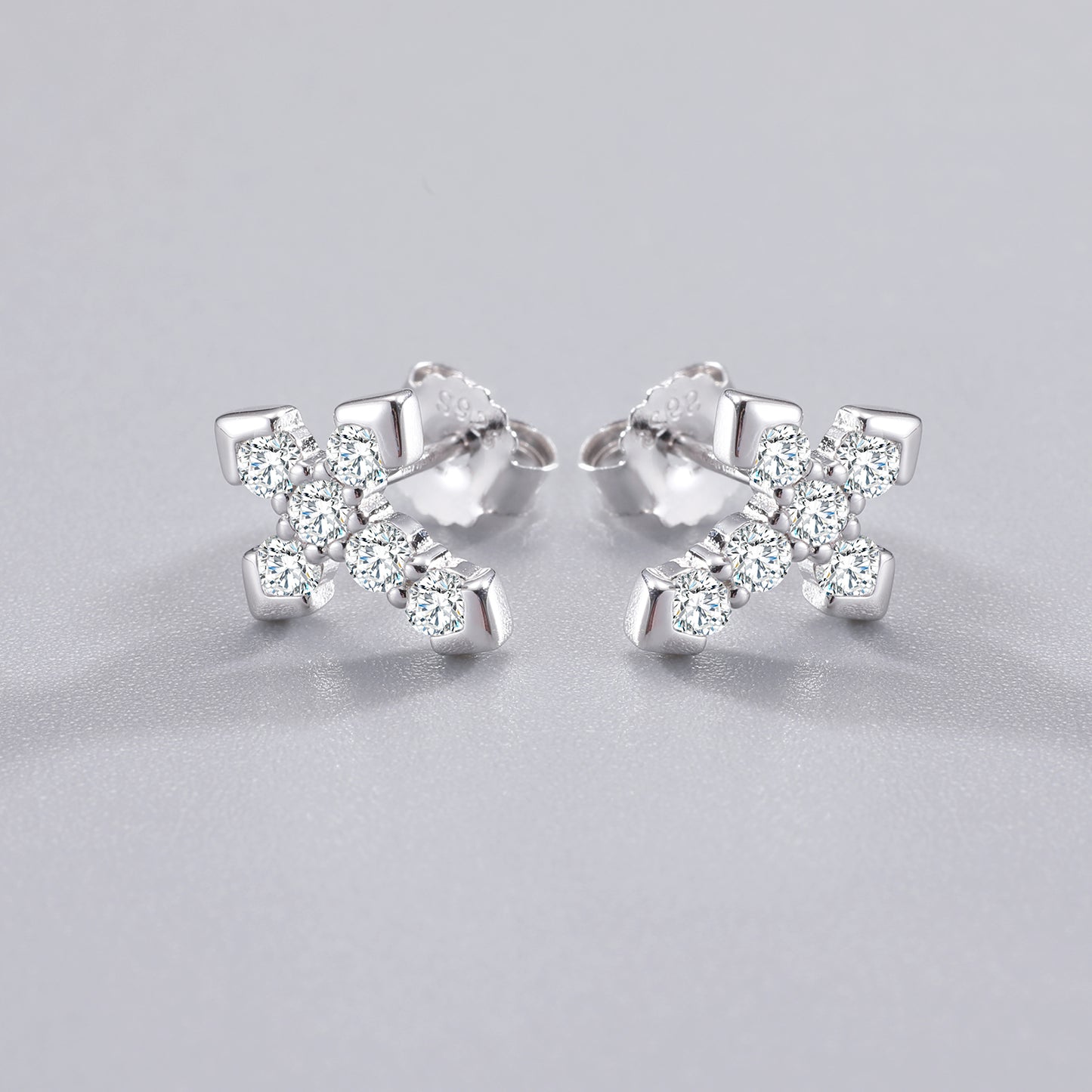 925 Silver Moissanite Five Stone Cross Cluster Stud Earrings TQE0085