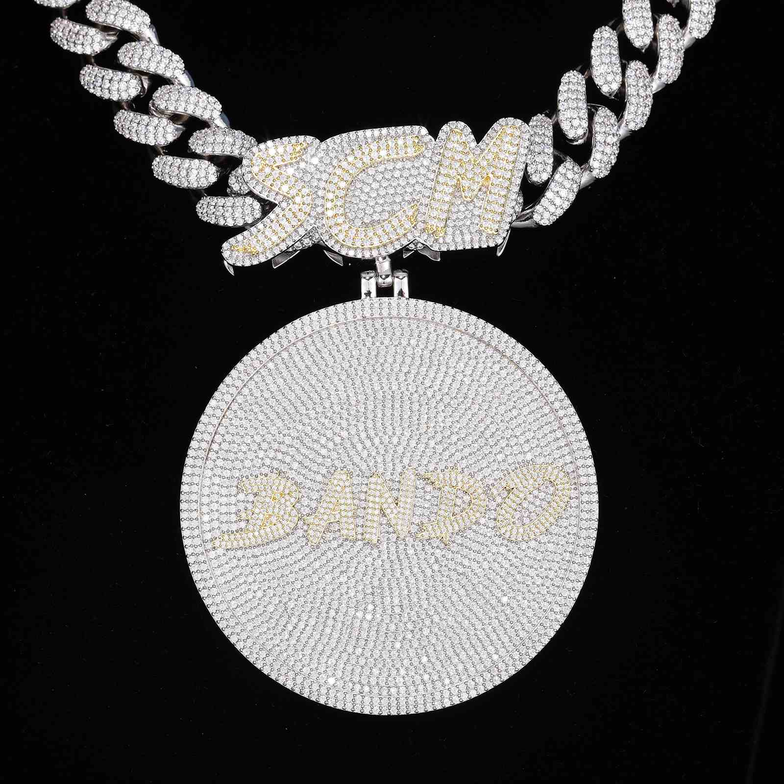 BANDO Circle Pendant
