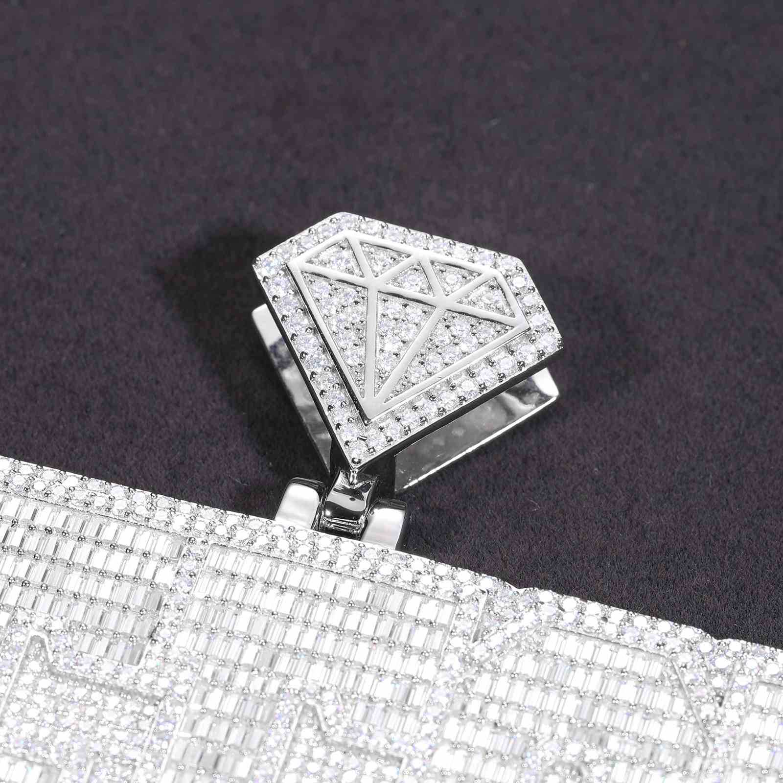 Baguette Letter REESE Pendant