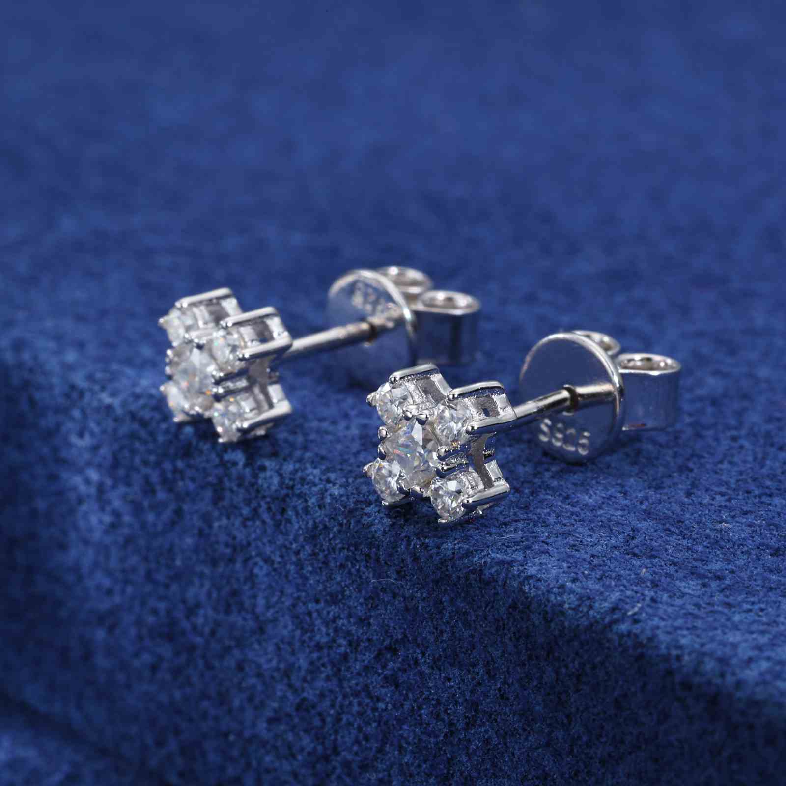 gold studs for women