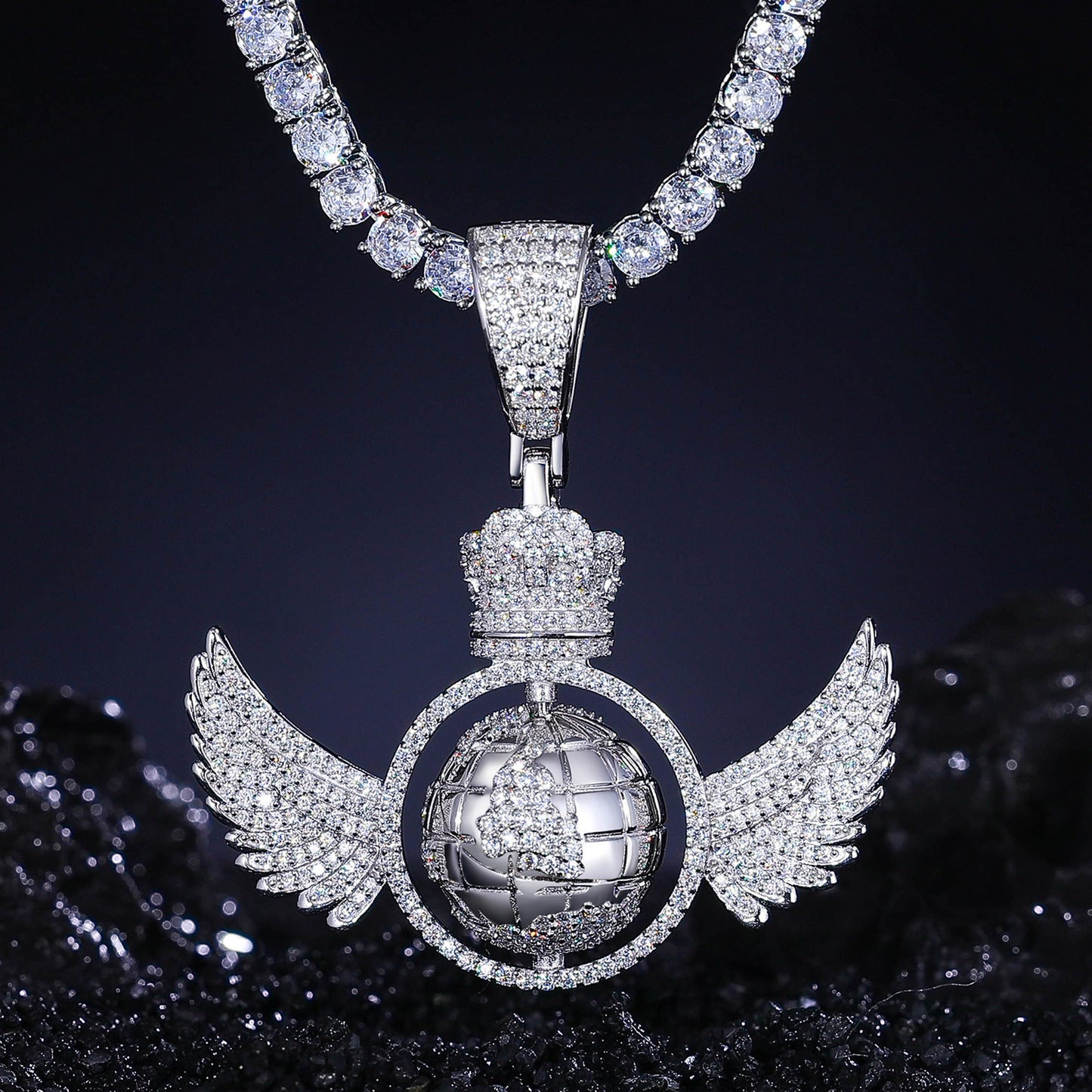 925 Silver Moissanite Crowned Globe Wing Pendant TQP0267