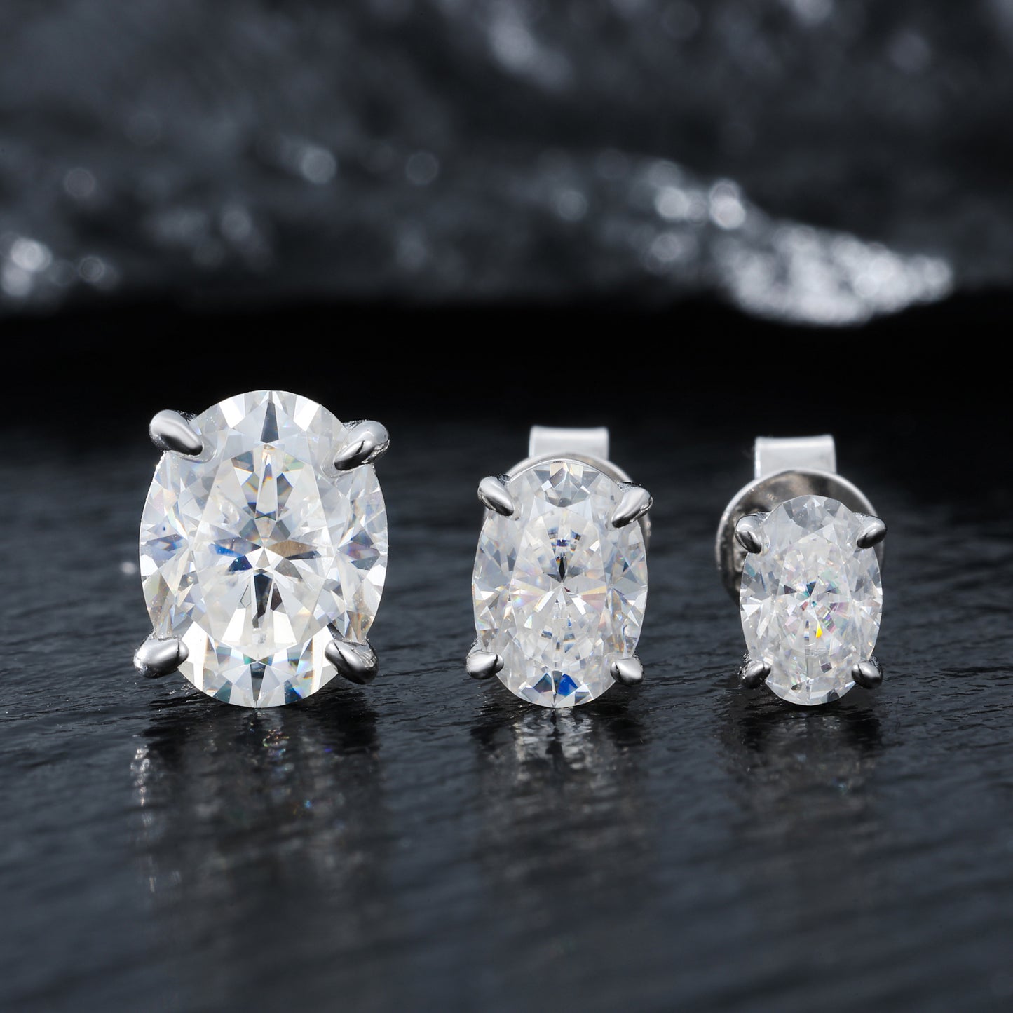 925 Silver Moissanite Oval Cut Solitaire Stud Earrings TQE0548