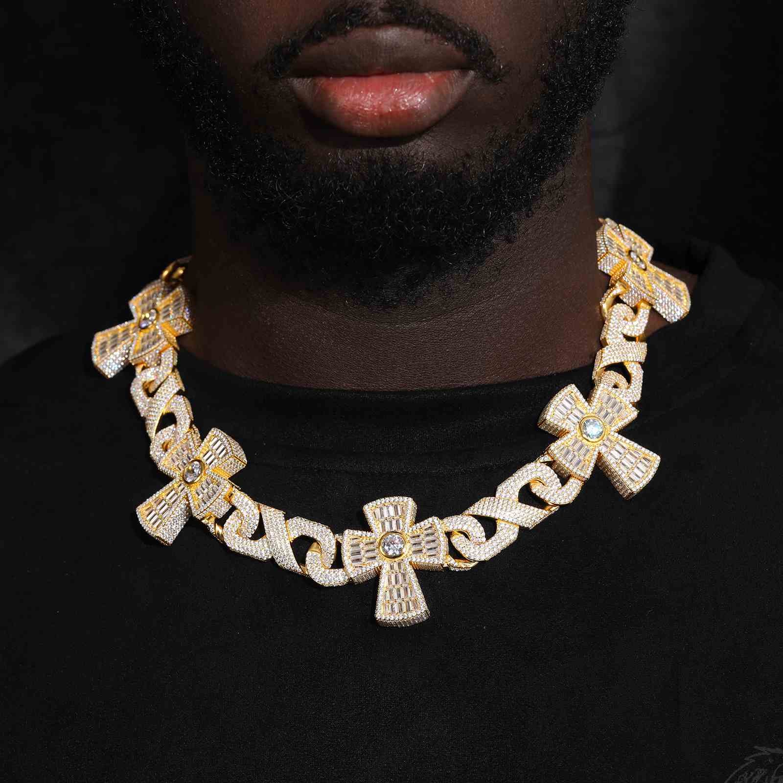 37mm Cross Cuban Link Chain