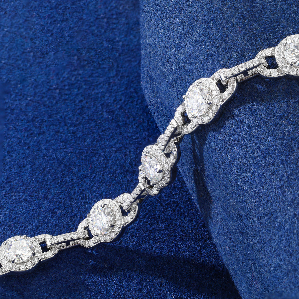925 Silver Moissanite Round Station Tennis Bracelet TQB0253