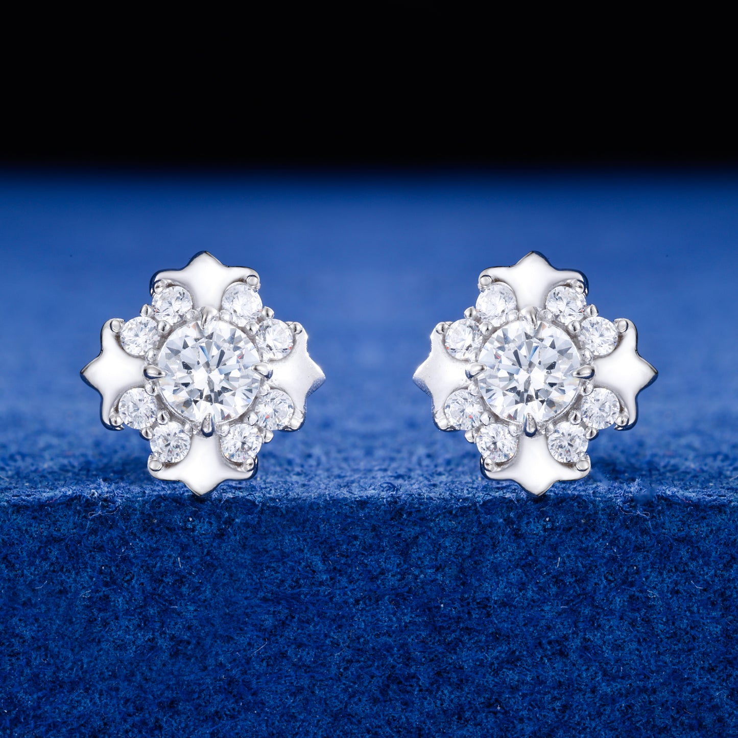 925 Silver Moissanite Starburst Floral Stud Earrings TQE0621