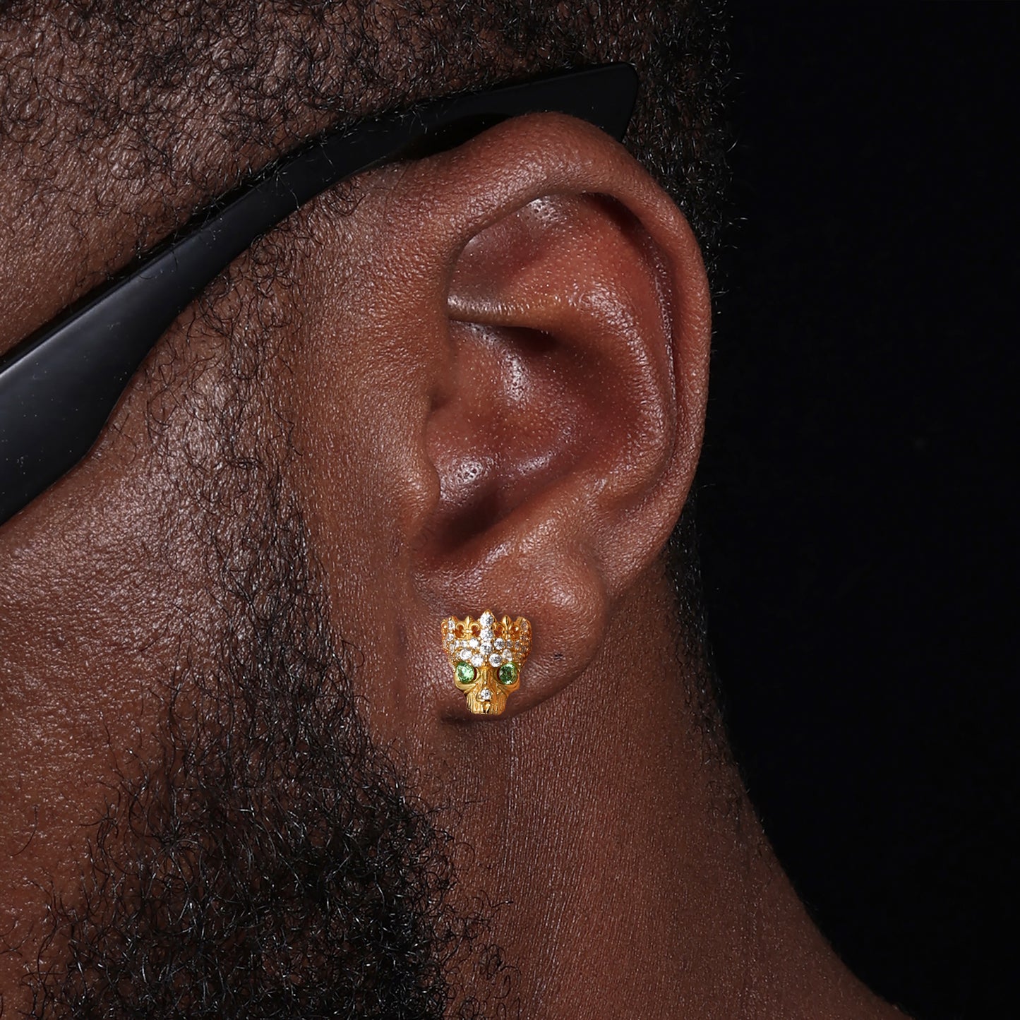 925 Silver Moissanite Green Eye Crown Skull Stud Earrings TQE0609